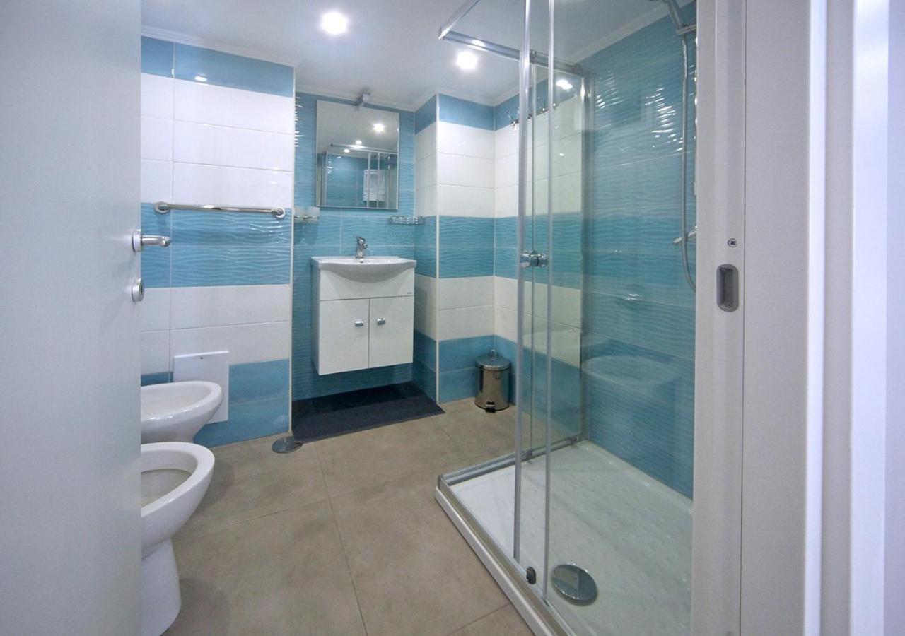 Apartament La Casa Di Helena Neapol Zewnętrze zdjęcie