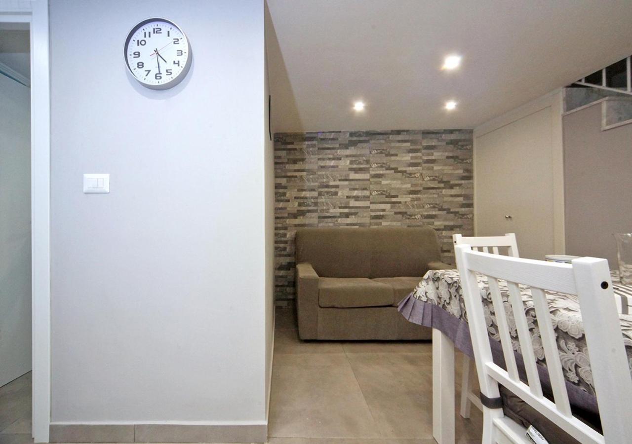 Apartament La Casa Di Helena Neapol Zewnętrze zdjęcie